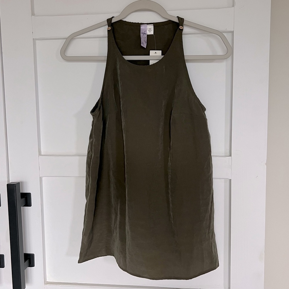 Francesca’s tank top